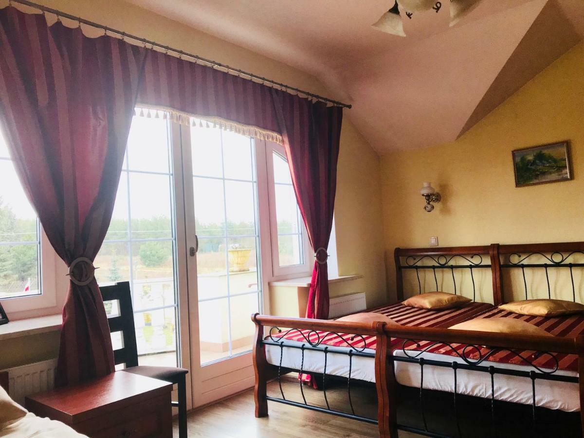 Appartamento Pensjonat Nad Struga Stryków Esterno foto