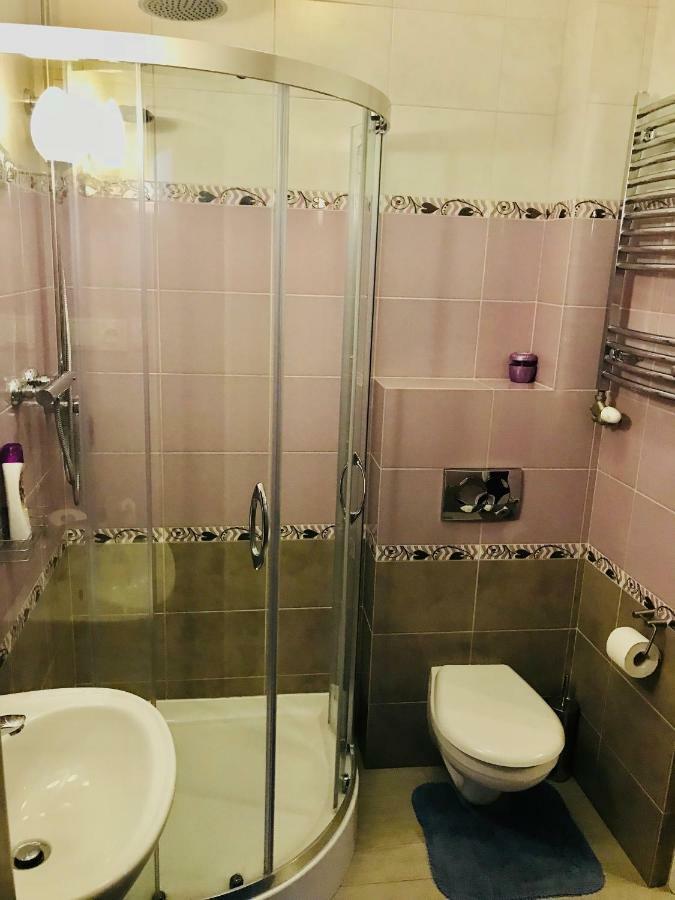 Appartamento Pensjonat Nad Struga Stryków Esterno foto