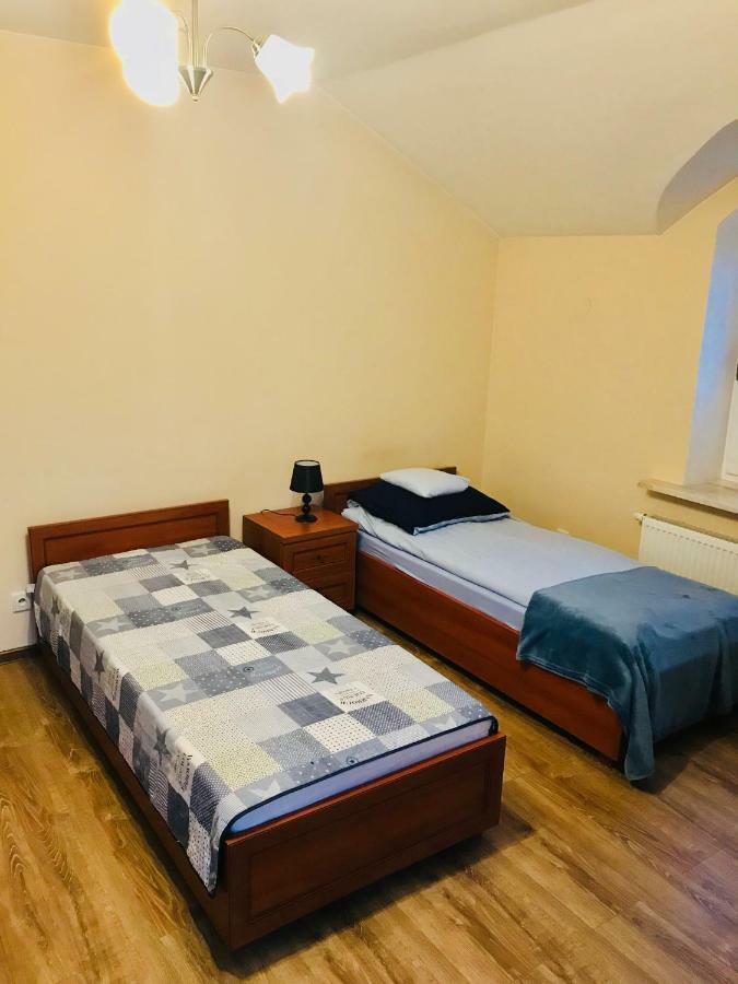 Appartamento Pensjonat Nad Struga Stryków Esterno foto